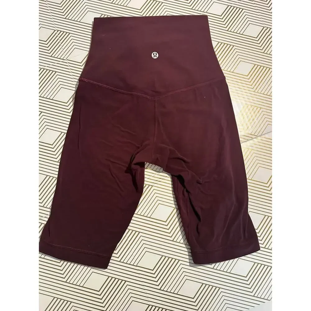 Lululemon size 2 Align Super High Rise Short *10